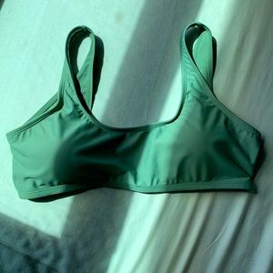SHEIN bikini top💚